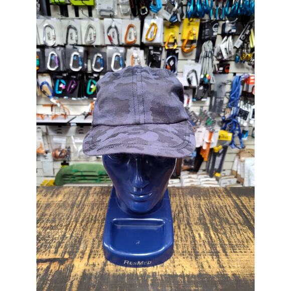 Last Heavy Camouflage Blue Trucker Hat – Embroidered “High and Wet” Adjustable - Picture 3 of 11